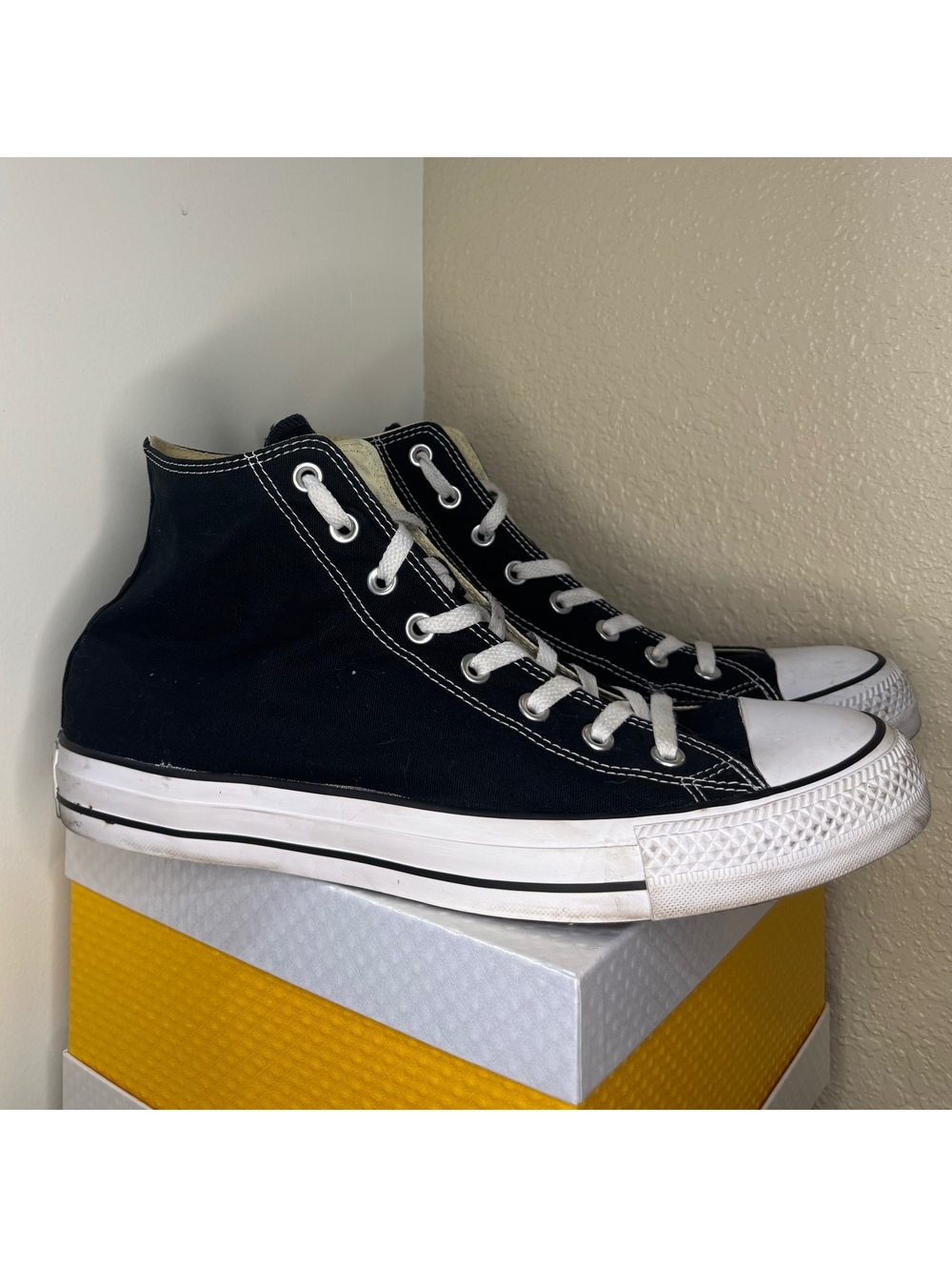 Converse Chuck Taylor All Star High Top Black White Canvas Sneakers Men’s 12